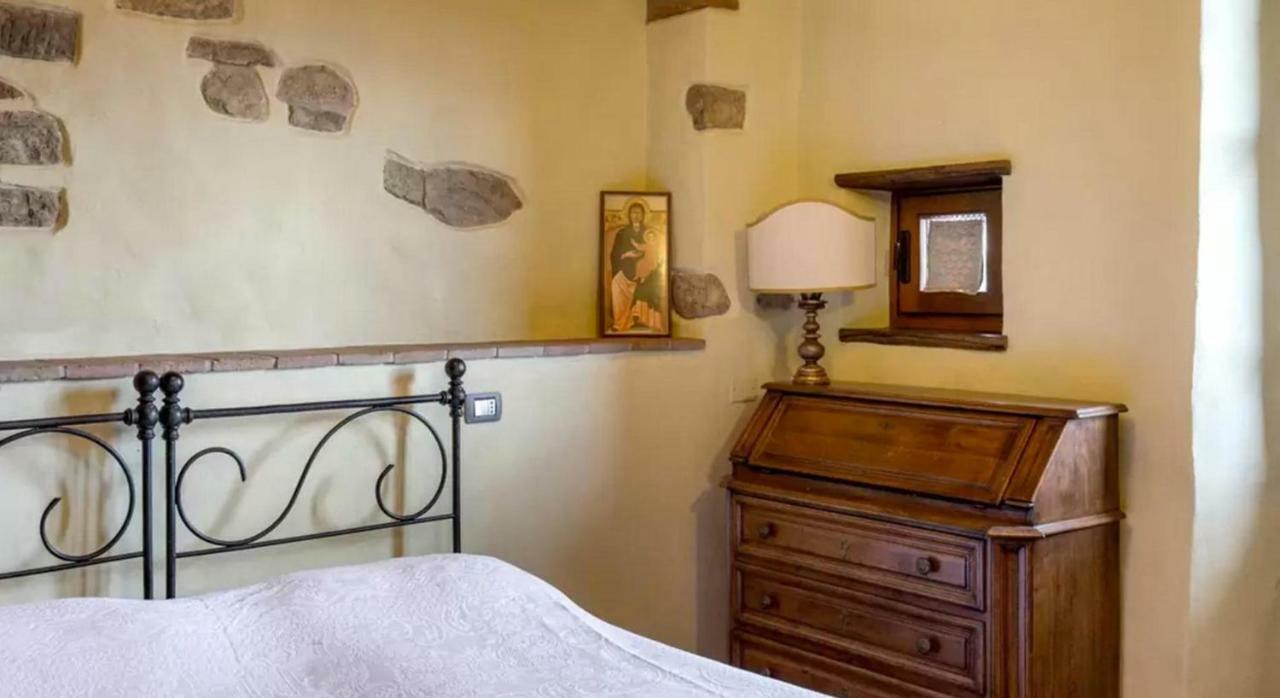 Casa Mazzocchi Vista Su Poppi Villa Luaran gambar