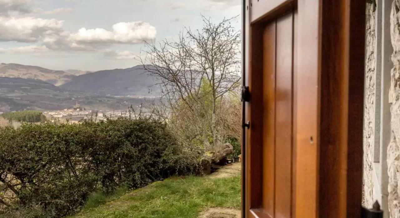 Casa Mazzocchi Vista Su Poppi Villa Luaran gambar