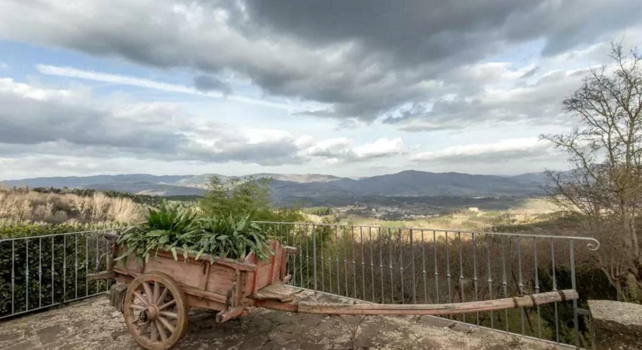 Casa Mazzocchi Vista Su Poppi Villa Luaran gambar